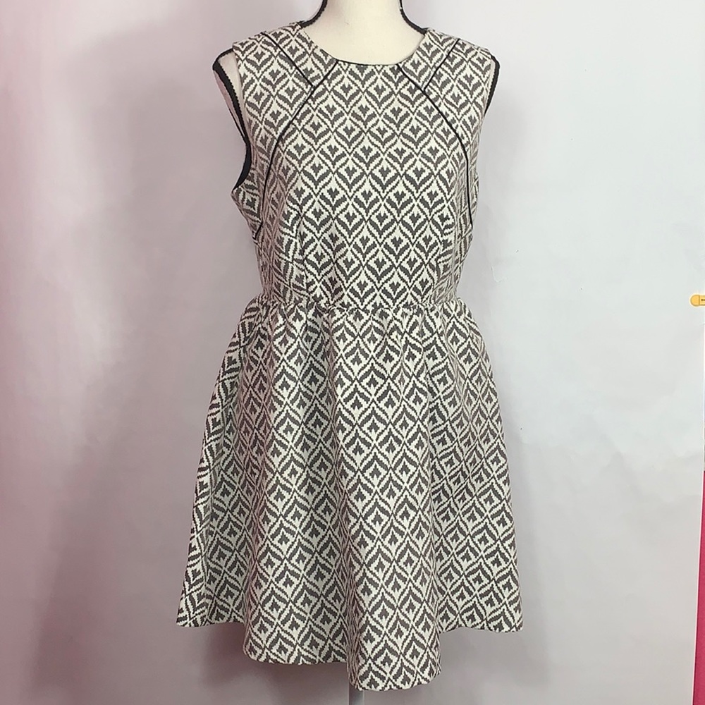 Anthropologie Under Skies sleeveless dress gathered at waist fully lined